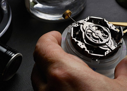 伯爵手表如何更换电池（电池更换）